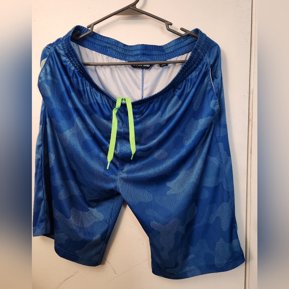 Boys Lands End shorts XL